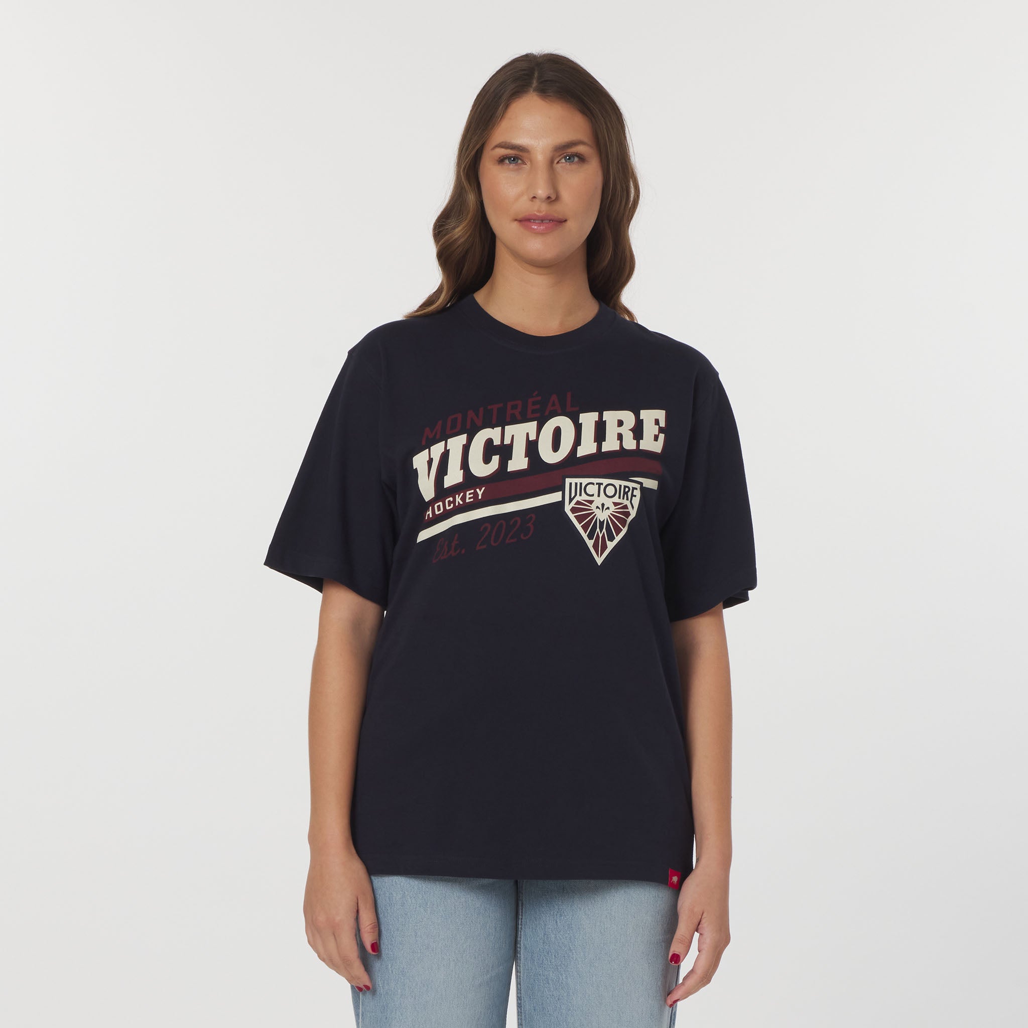 Adult Montreal Victoire Sportiqe Graphic Duke T-Shirt - T-Shirt in Navy