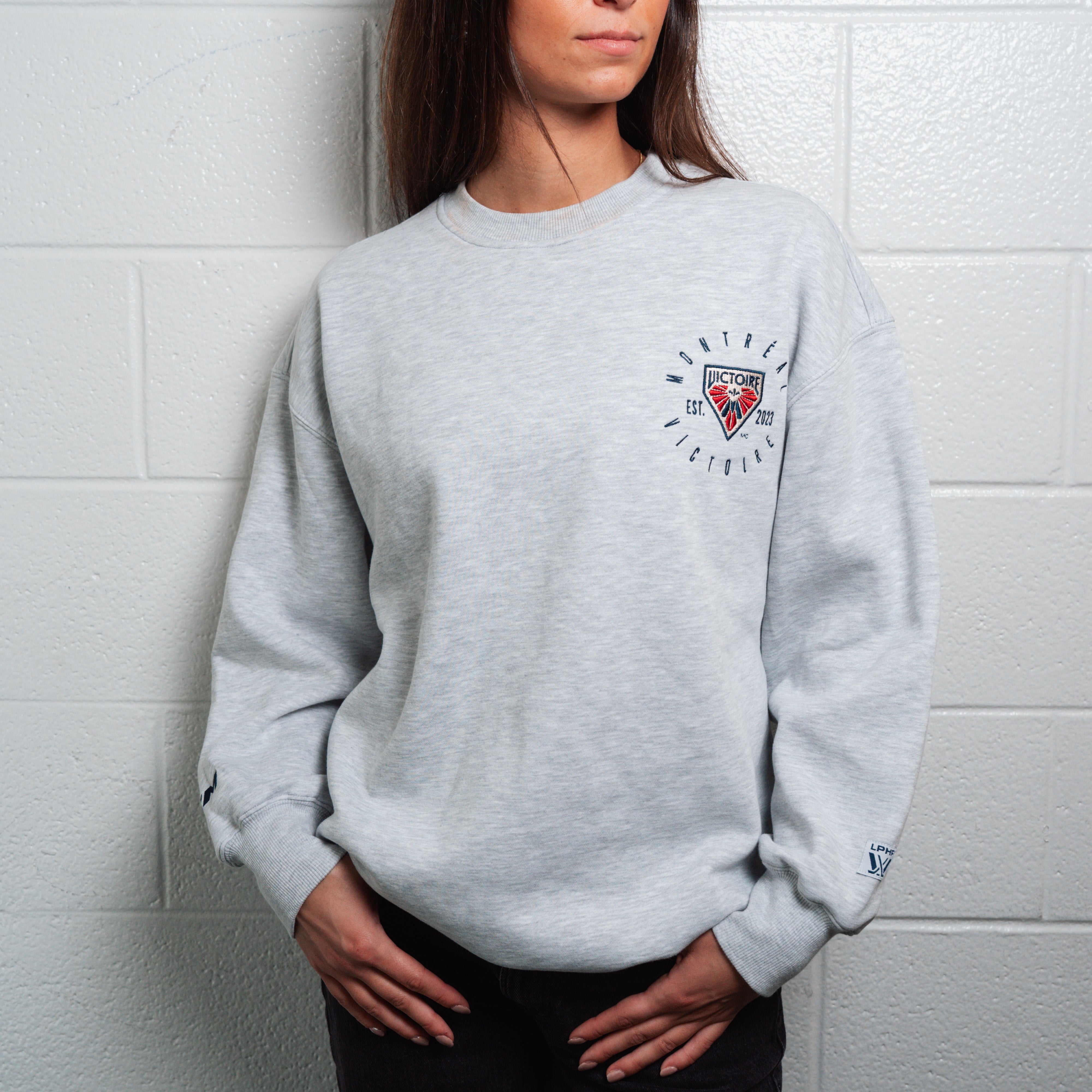 Women's Montreal Victoire CCM Circle Logo Oversized Crew - Crewneck in S